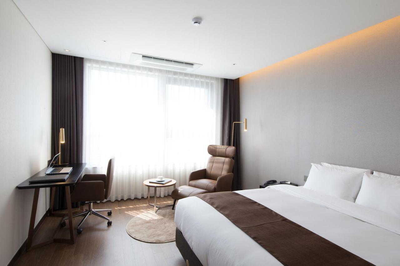รามาดา บาย วินด์แฮม แทจอน Hotel แทจ็อน ภายนอก รูปภาพ